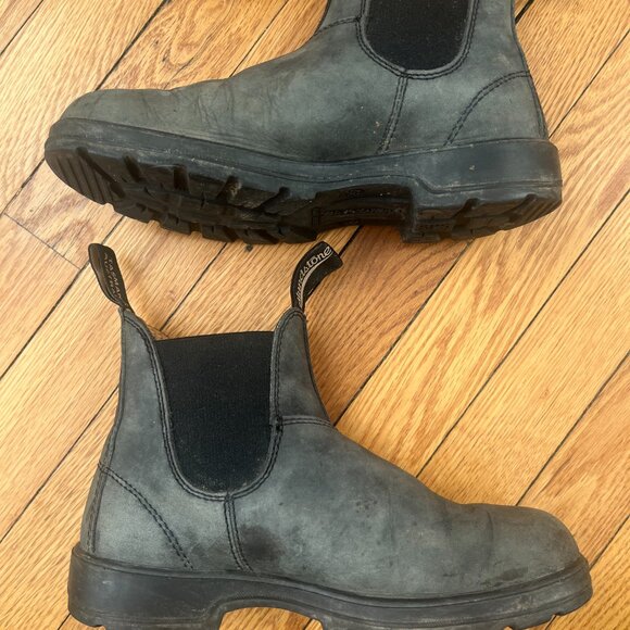 Rustic Black Blundstone Chelsea Boots, Women's 7.5 - Picture 2 of 5